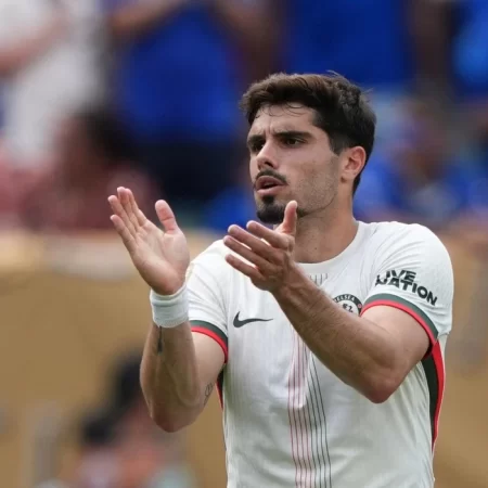 Chelsea gặp khó sau cái chết của Jota
