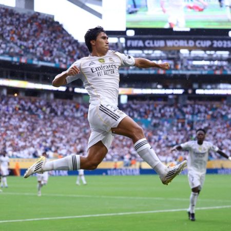 Gonzalo Garcia tái lập thành tích của Ronaldo_1
