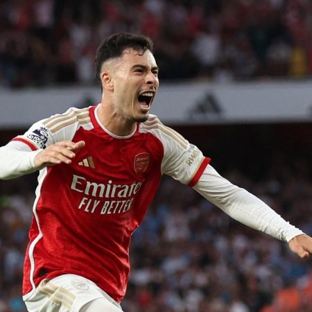 Sao Arsenal nhận lương khổng lồ nếu đến Al Nassr