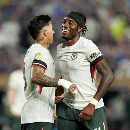 Cách để Chelsea đánh bại PSG