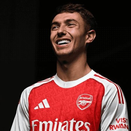 Arsenal mua nhiều nhưng có hợp lý-_1