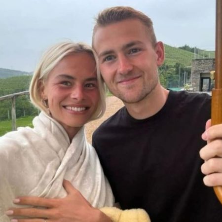 De Ligt ly dị vợ