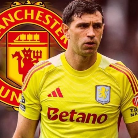 Emiliano Martinez bất ngờ sáng cửa gia nhập MU_1