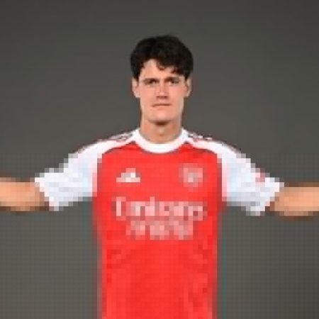 Arsenal công bố tân binh thứ 3_1