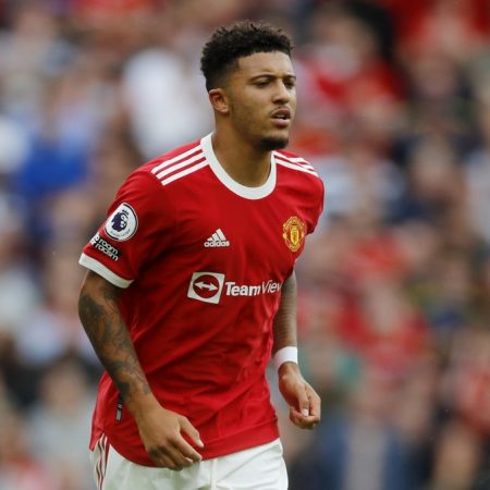 Juventus đổi 3 cầu thủ lấy Sancho