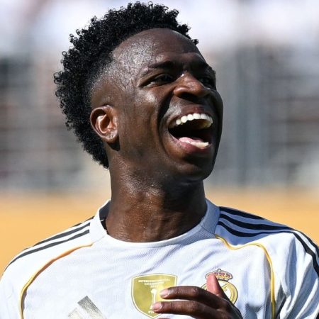 Liverpool ra giá kỷ lục cho Vinicius_1